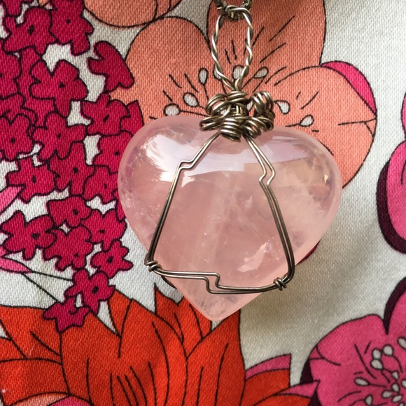 LARGE WRAPPED ROSE QUARTZ SILVER NECKLACE - Picture 6 of 8
